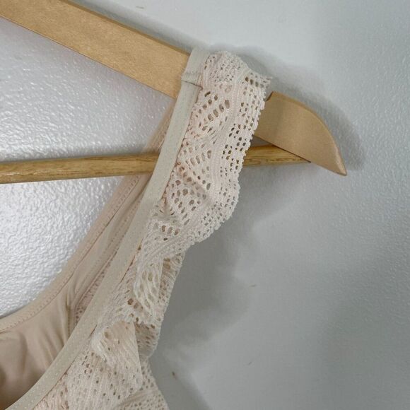 Andie Hydra Bikini Swim Top Womens XS Vanilla Cream Crochet Lace Padded Cottage - Picture 3 of 7